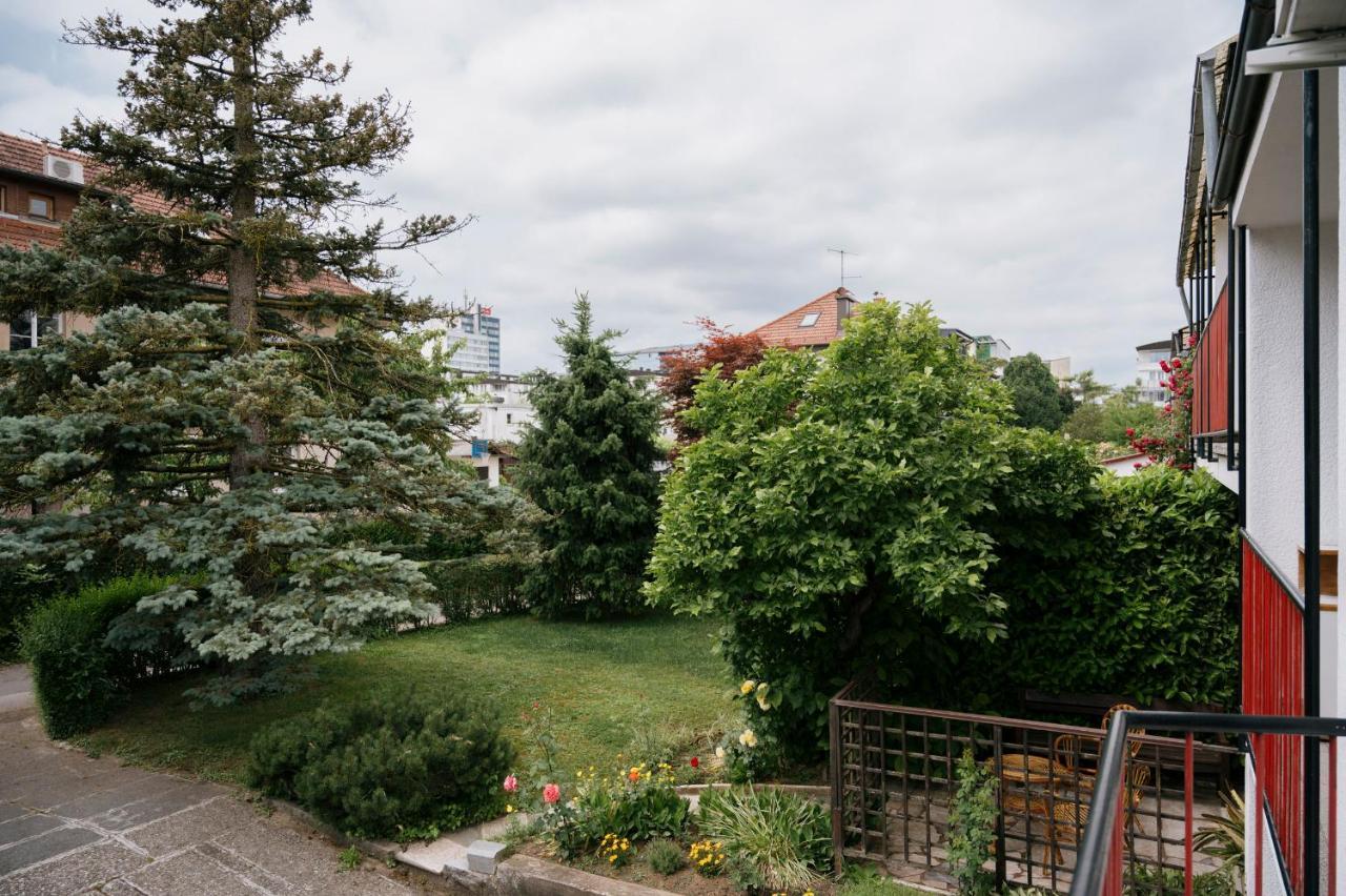 Ljubljana C17 4-Bedroom Private Row House With Garden And Parking Εξωτερικό φωτογραφία